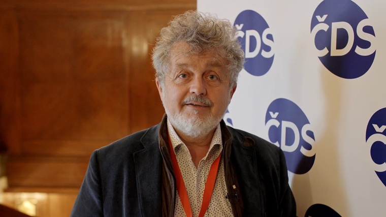 Syndrom diabetické nohy v komentářích, květen 2026 - MUDr. Bohumil Zálešák, Ph.D.